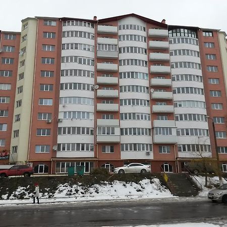 Apartment On Demyanchuka 1A Rivne Exterior photo